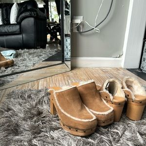 Brown heel platform Uggs brand new never worn size 9 $80 plus shipping!!